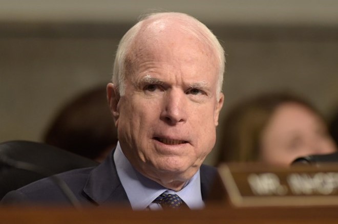 ສະມາຊິກສະພາສູງ John McCain ຖອນຄຳຕັດສິນສະໜັບສະໜູນທ່ານ D.Trump